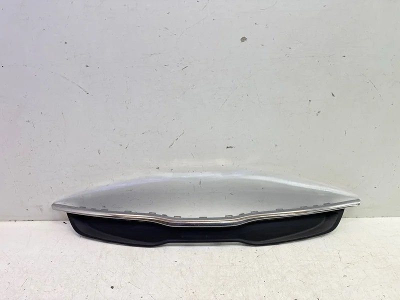 Решетка радиатора Kia Rio 2017-2020 4