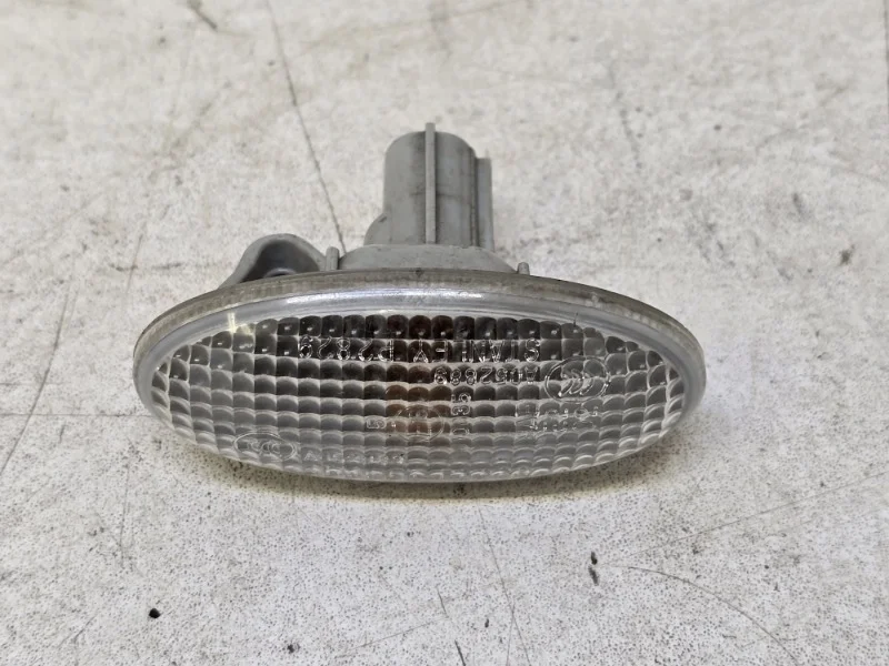 Повторитель поворота Mazda 3 2002-2009 BK