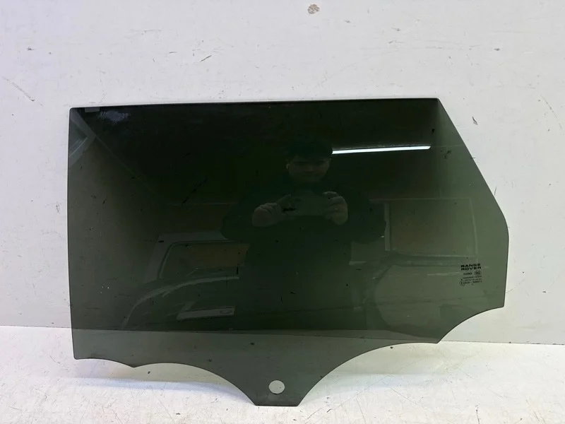 Стекло двери Land Rover Range Evoque 2012-2018 L538