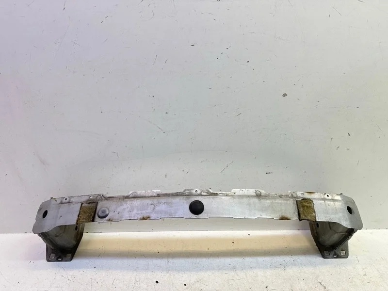 Усилитель бампера Land Rover Range Evoque 2011-2018