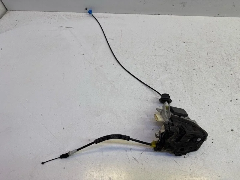 Замок двери AUDI A1 2010-2014 8X