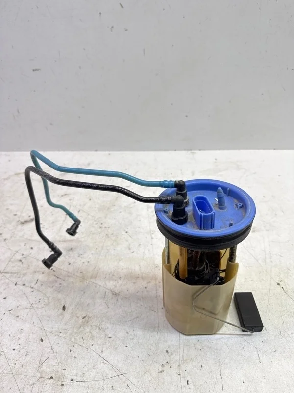 Топливный насос AUDI A1 2010-2016 8X