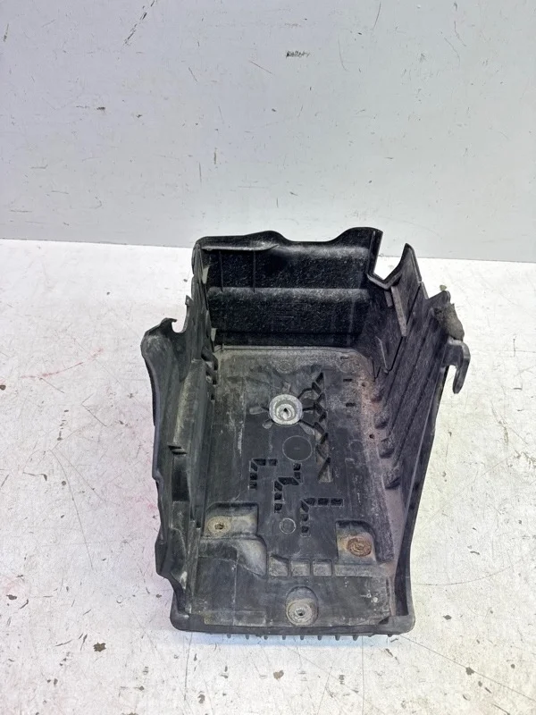 Площадка акб Land Rover Range Evoque 2011-2018 L538