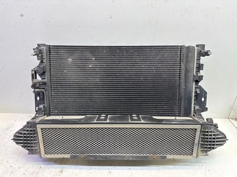 Кассета радиаторов Land Rover Range Evoque 2011-2018 L538