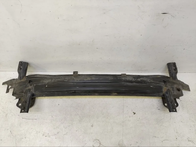 Усилитель бампера Kia Sorento 2012-