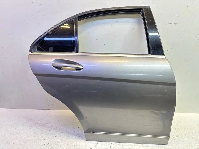 Дверь Mercedes-Benz - Class 2011-2015 W204