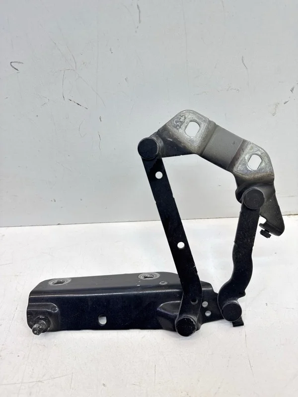 Петля капота Land Rover Range Evoque 2015-2018 L538