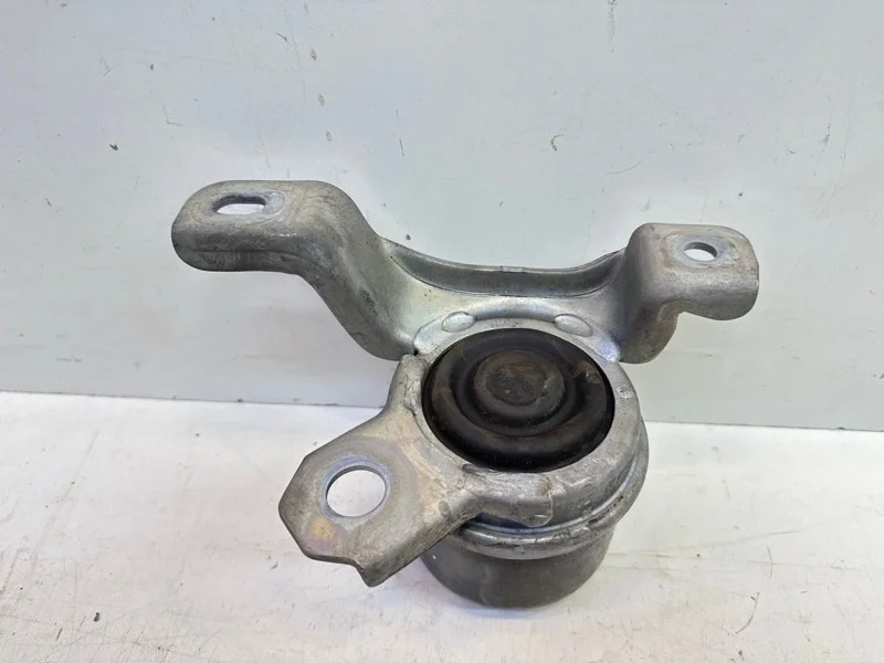 Подушка двигателя Land Rover Range Evoque 2012-2018 L538