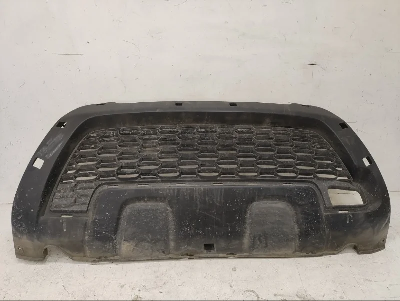 Решетка бампера Renault Duster 2016-