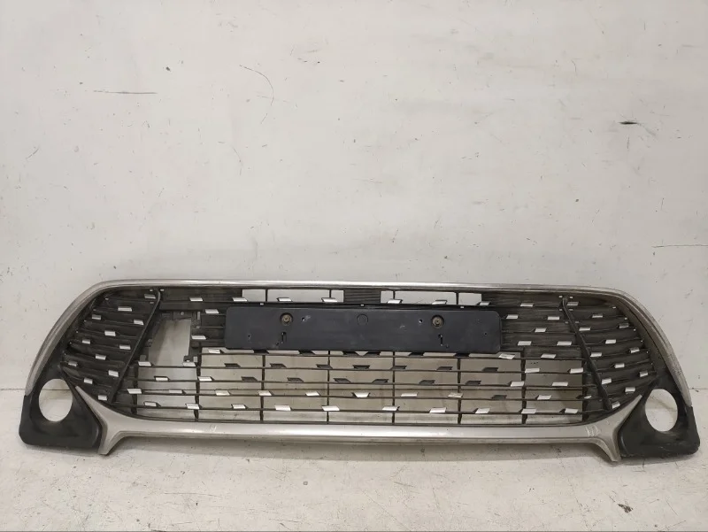 Решетка радиатора Toyota Camry 2011-2018 55