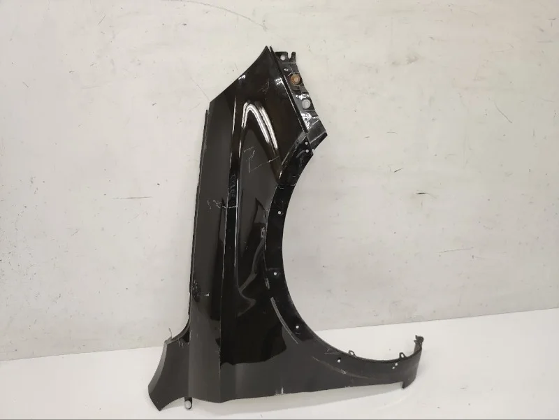 Крыло Lada Vesta 2015-