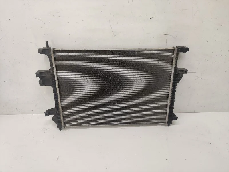 Радиатор охлаждения Chery Tiggo 8 Pro 2020-2024 1