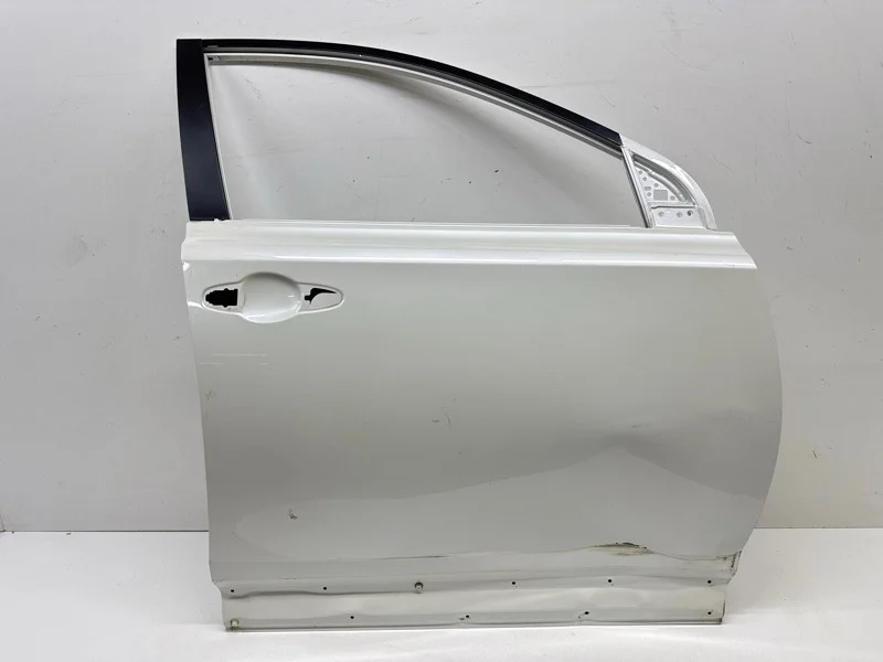 Дверь Toyota Rav4 2012-2019 40