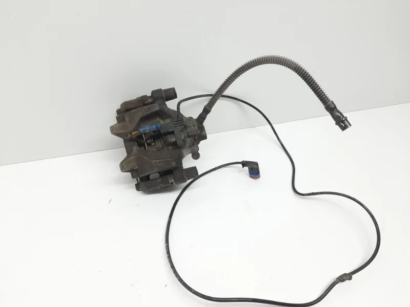 Суппорт тормозной Mercedes-Benz -Class 2010-2014 W204