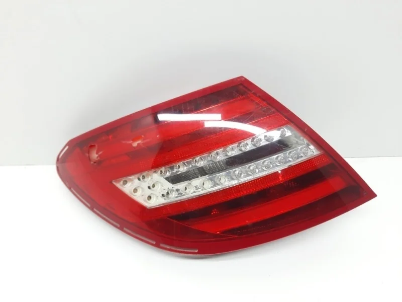 Фонарь Mercedes-Benz -Class 2011-2014 W204