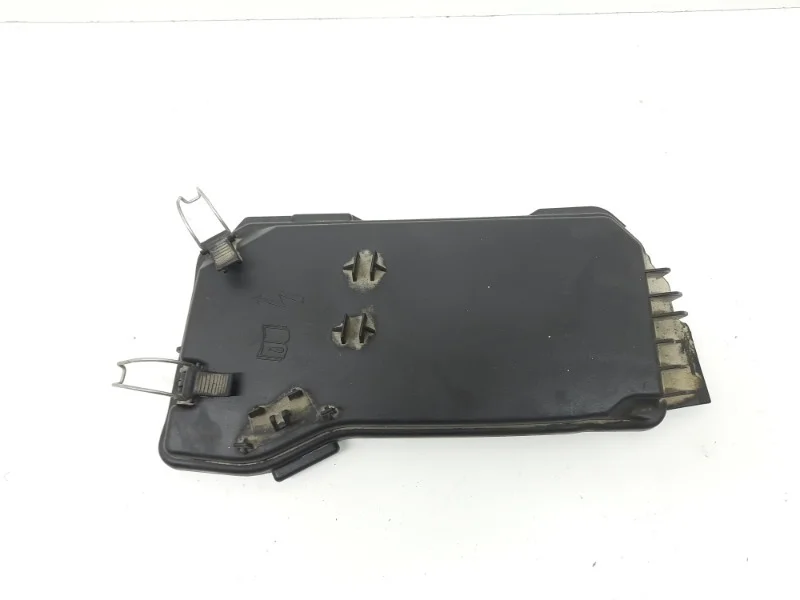 Крышка блока предохранителей Mercedes-Benz -Class 2011-2014 W204