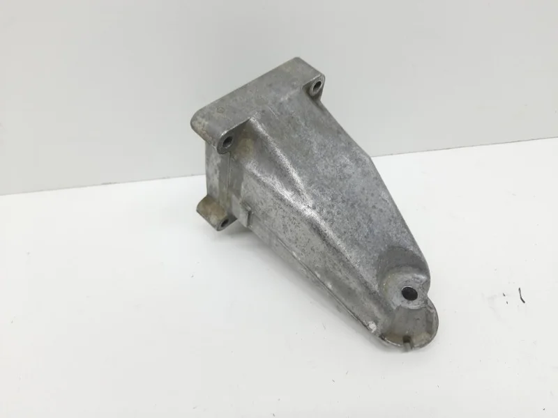 Кронштейн двигателя Mercedes-Benz -Class 2011-2014 W204