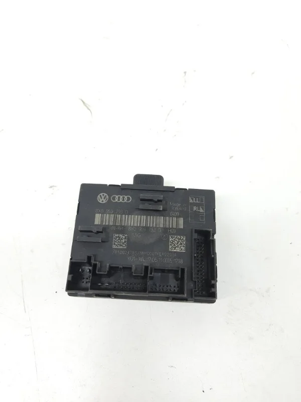 Блок управления двери AUDI A1 2010-2014 8X