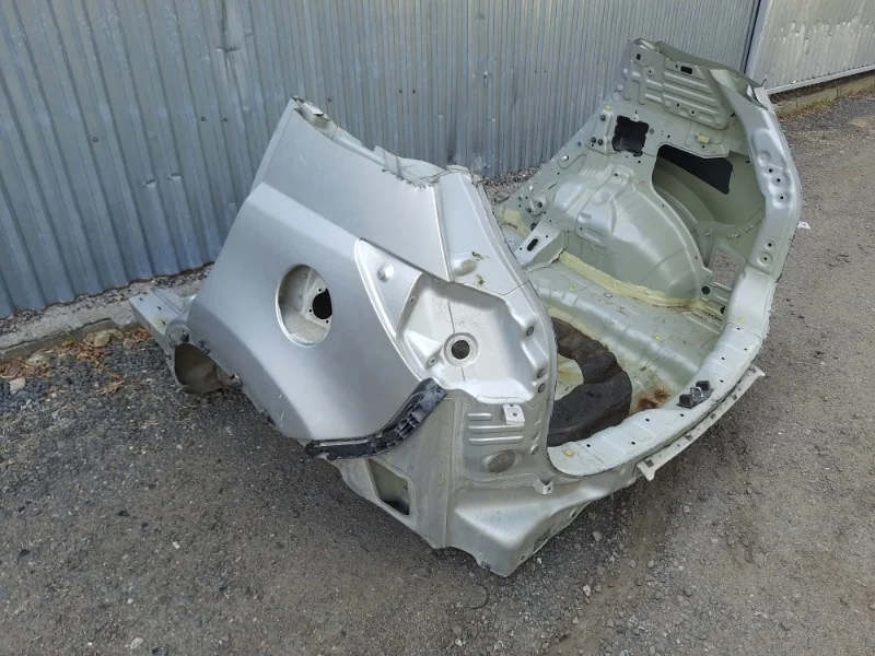 Четверть Kia Sportage 2010-2016 3