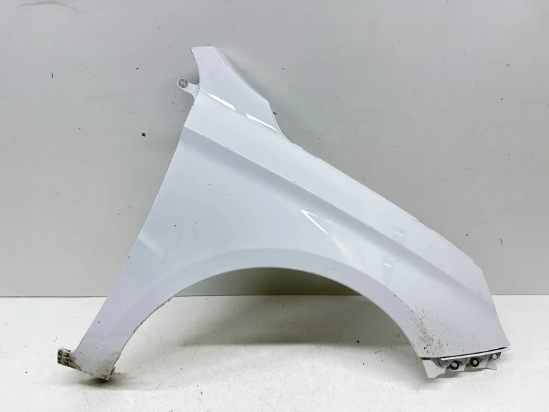 Крыло Lada Vesta 2017-2025