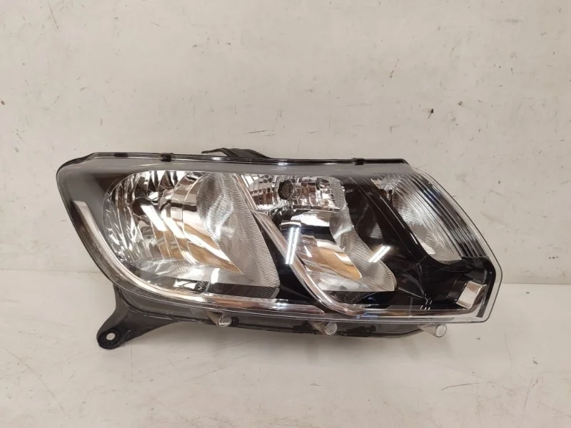 Фара Lada Largus 2017-2024 FL