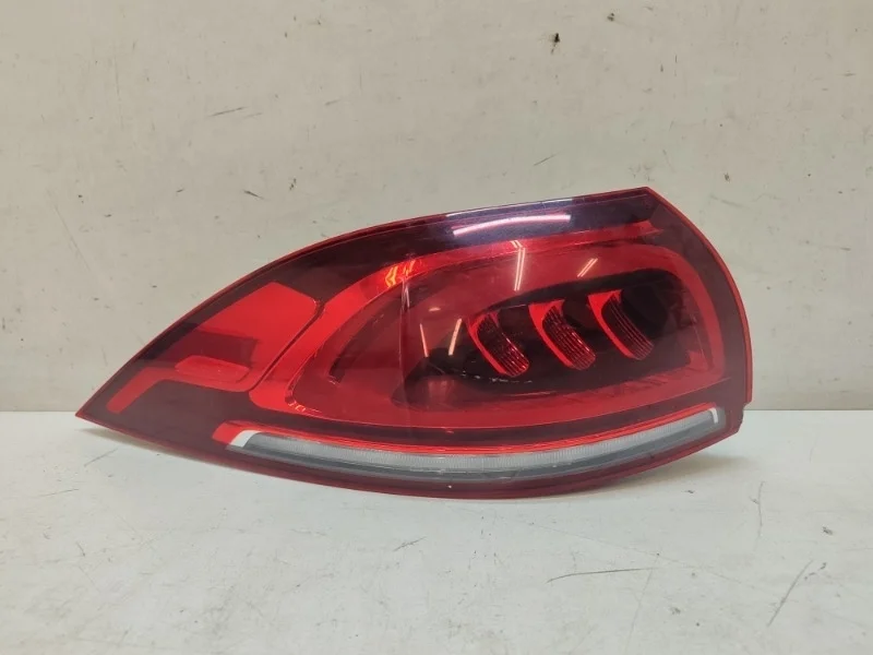 Фонарь Mercedes-Benz GLE 2018-2022 W167