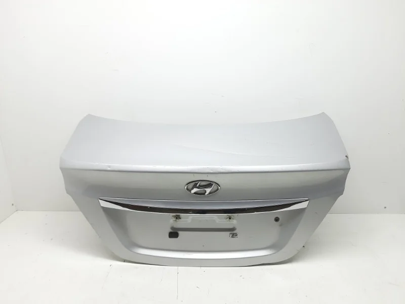 Крышка багажника Hyundai Solaris 2010-2016