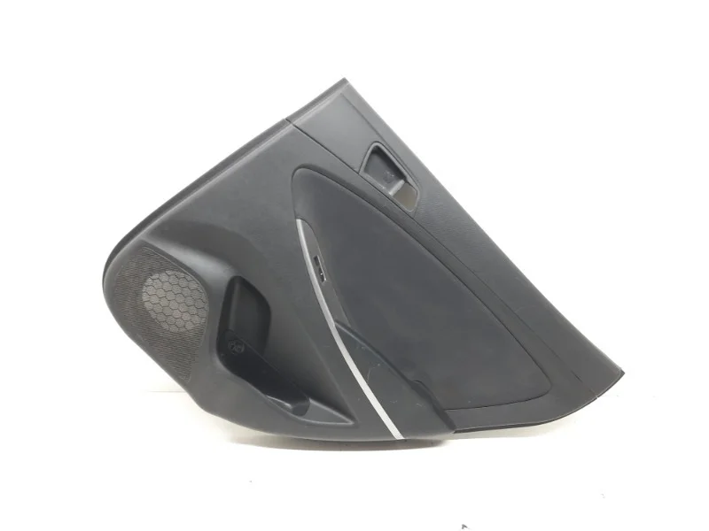 Обшивка двери Hyundai Solaris 2010-2016