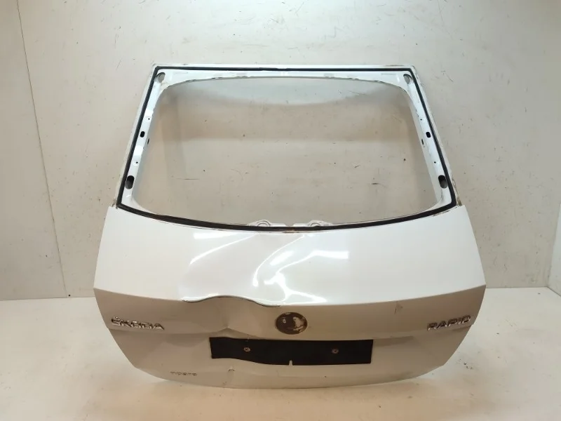 Крышка багажника Skoda Rapid 2012-2020