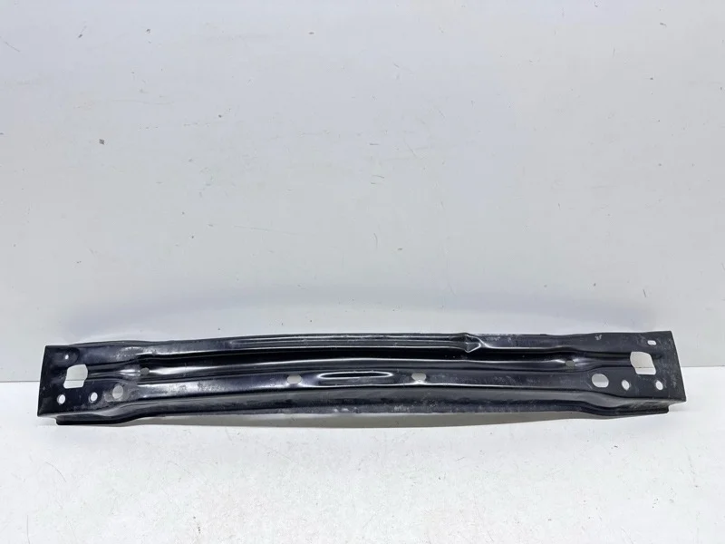 Усилитель бампера Toyota Camry 2018-2024 V70