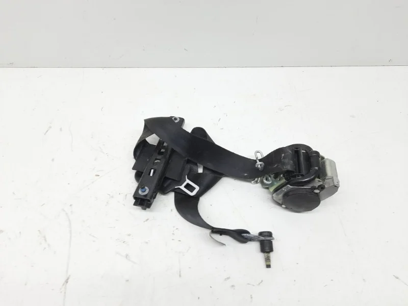 Ремень безопасности Ford Focus 2011-2015 3