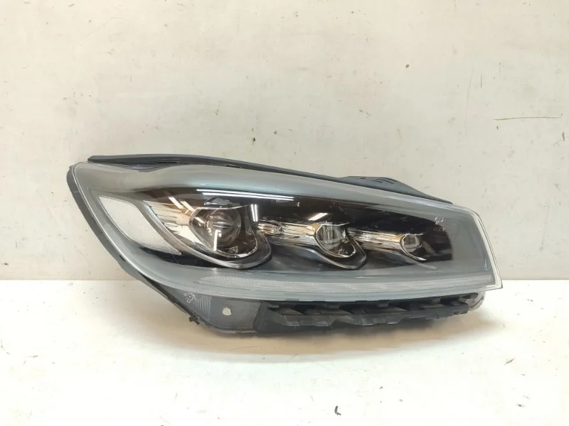 Фара Kia Sorento Prime 2017-2020 3