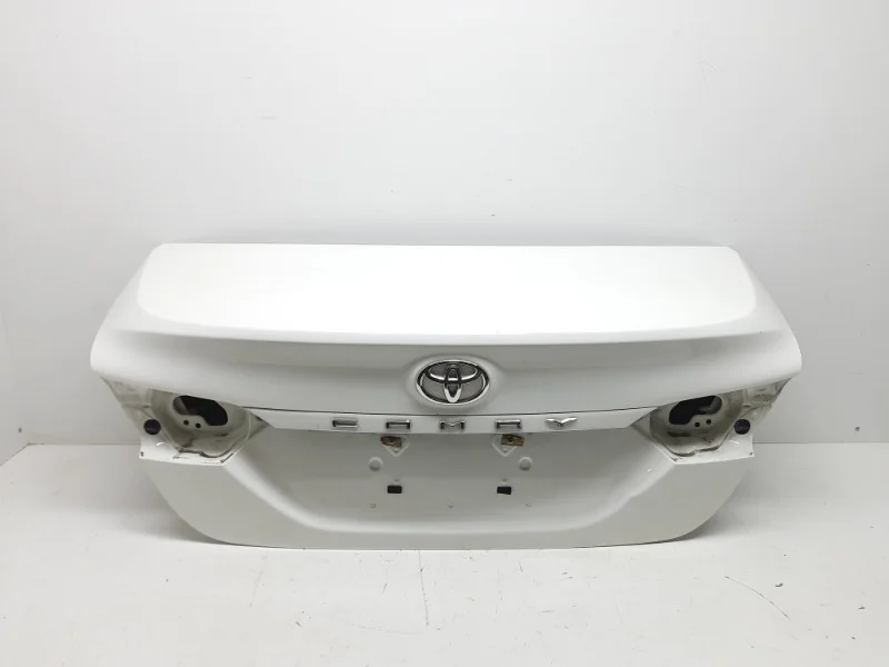 Крышка багажника Toyota Camry 2018-2024 V70