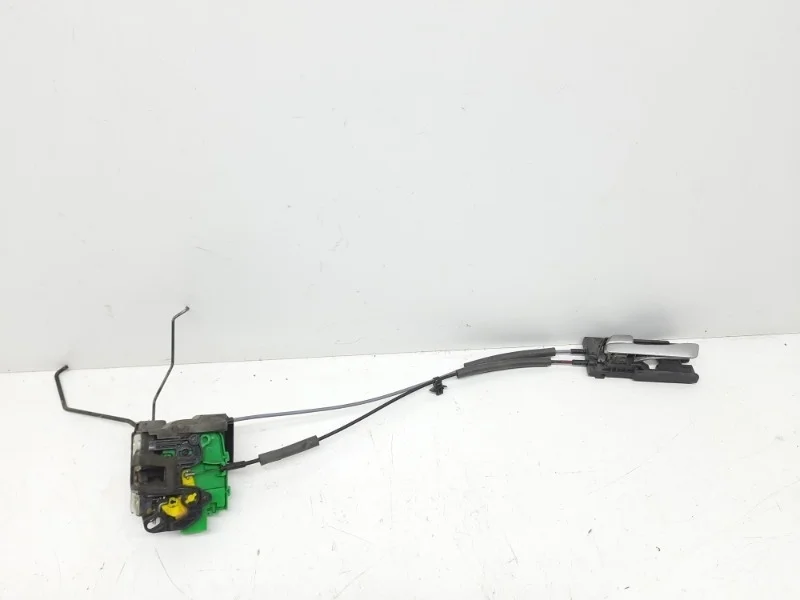 Замок двери Hyundai Solaris 2010-2016