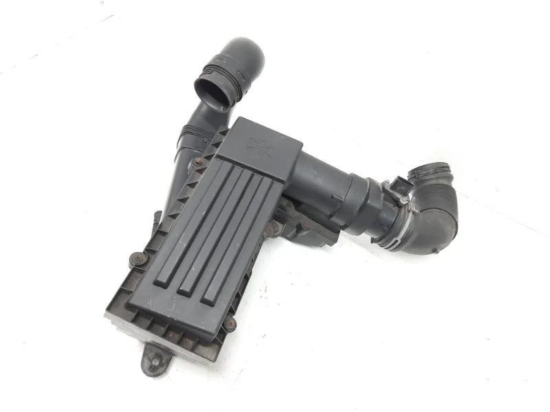 Корпус воздушного фильтра Volkswagen Tiguan 2007-2011