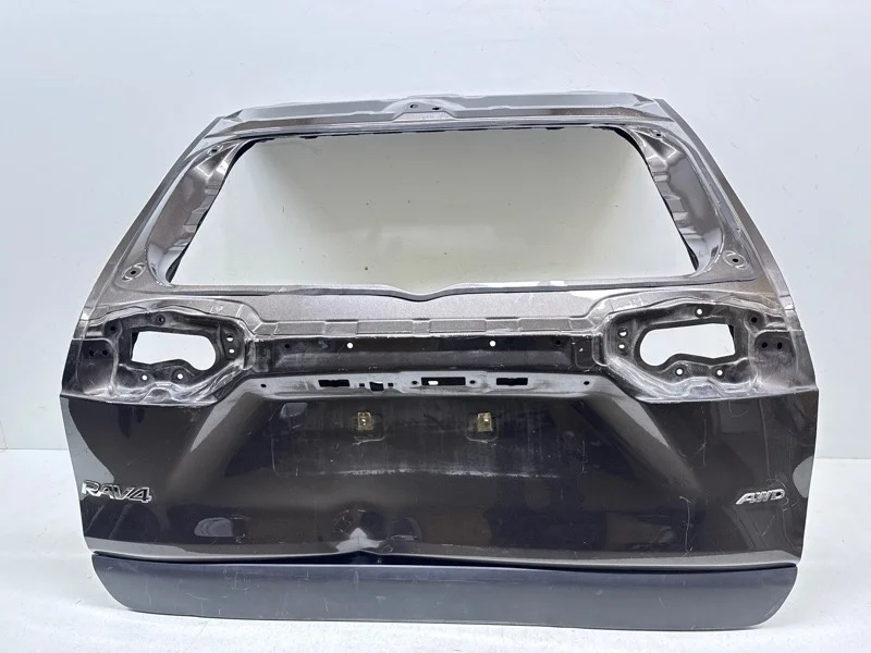 Крышка багажника TOYOTA RAV4 2018-2024 XA50