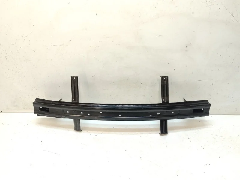 Усилитель бампера Hyundai Solaris 2010-2017