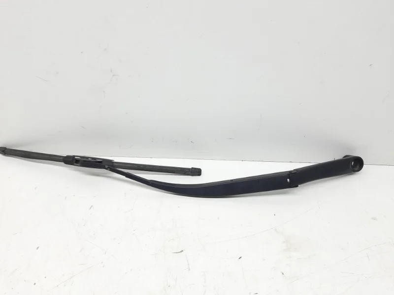 Поводок стеклоочистителя Kia Soul 2014-2018