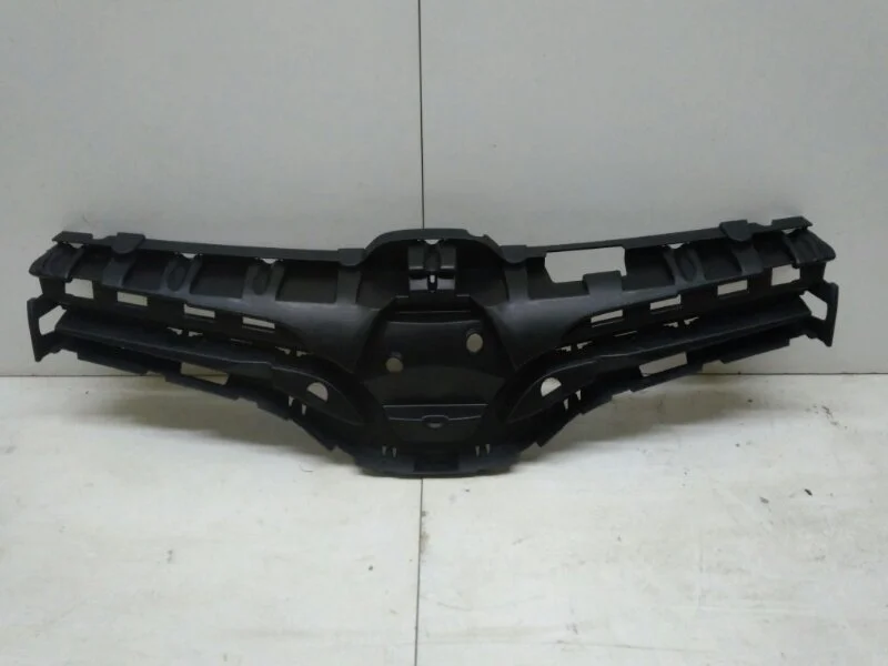 Решетка радиатора Renault Kangoo 2013-