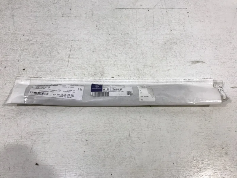 Направляющая стекла Mercedes-Benz GLE 2015- W292