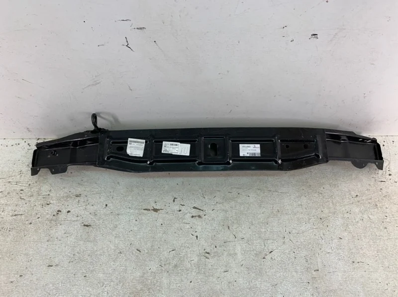 Усилитель бампера Renault Kangoo 2003-2008