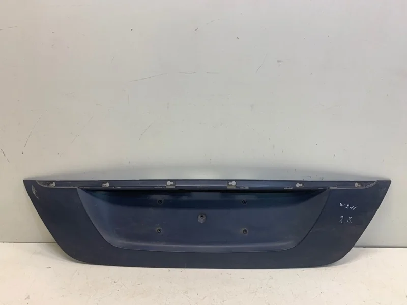 Накладка крышки багажника Mercedes-Benz -Class 2006-2009 W211