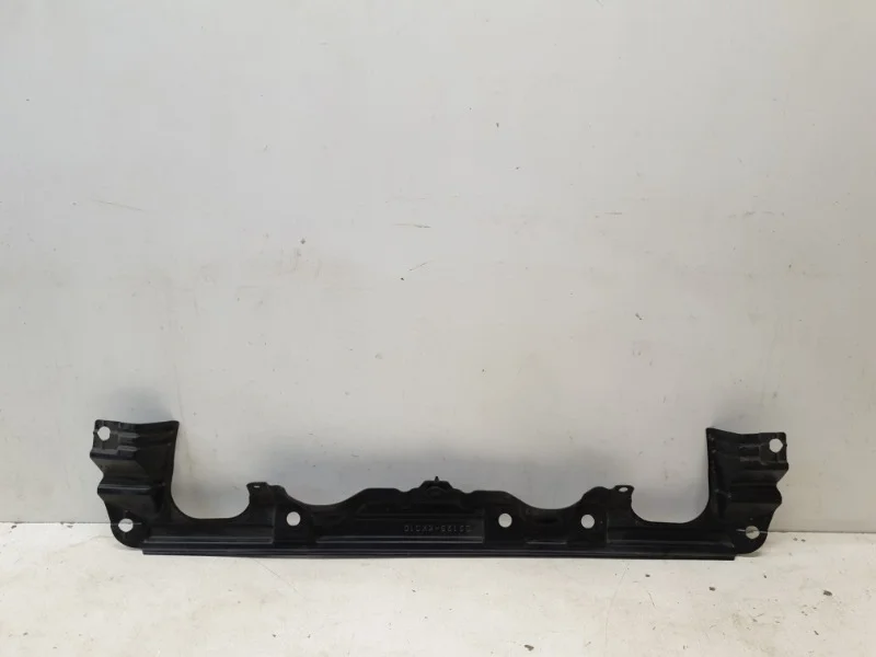 Пыльник бампера Toyota Fortuner 2018-