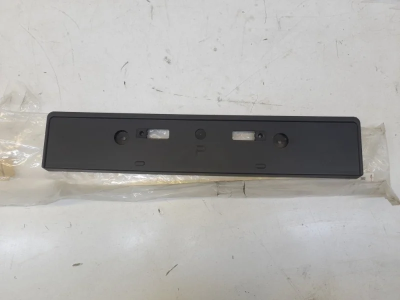 Площадка под гос. номер Toyota Land Cruiser Prado 2018- 150