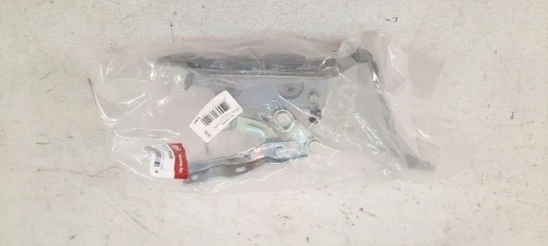 Петля капота Kia Sorento 2012-2018