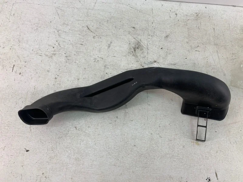 Воздуховод Opel Astra 2009-2015 J