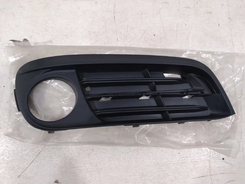 Решетка бампера BMW 5er 20`13- F10