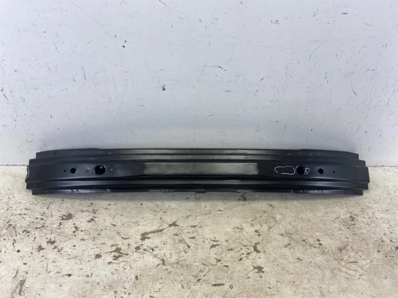 Усилитель бампера Chevrolet Lanos 1