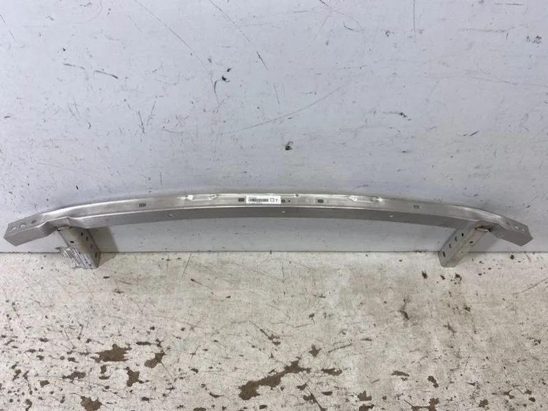 Усилитель бампера BMW 5er 2016- G30