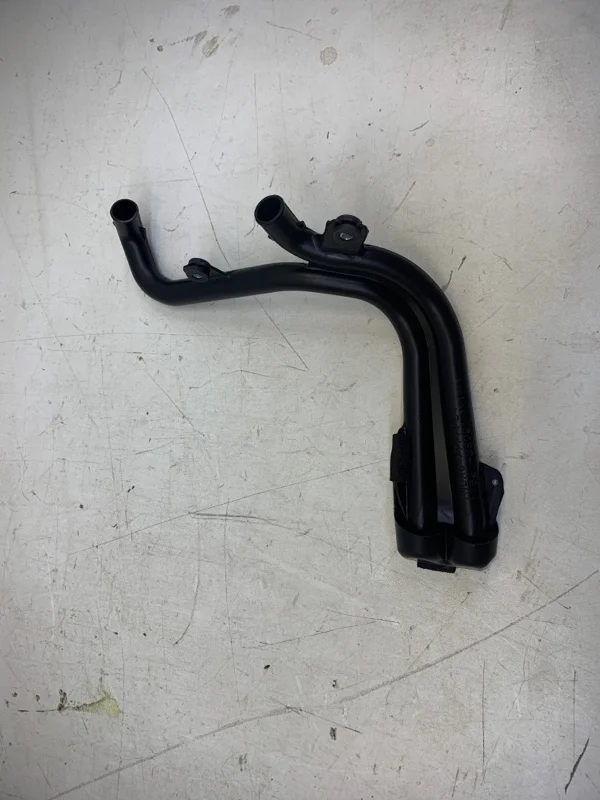 Патрубок Toyota Land Cruiser 2012-2021 200